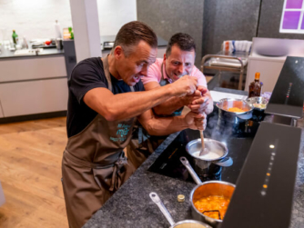 Menschen
Personen
aktiv
Kochen